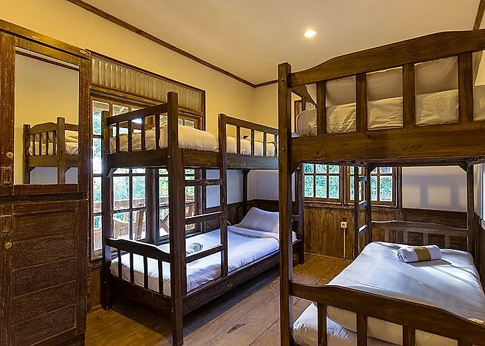 Casa vacanze Menjangan - Chse Certified Banyuwedang
